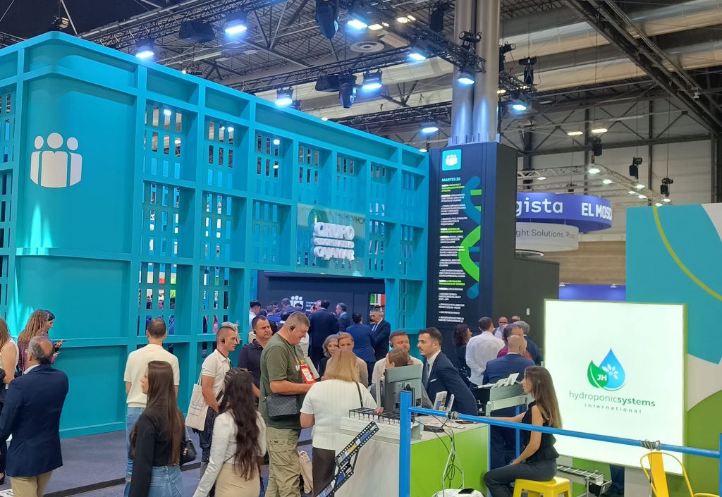 Foto stand grupo cajamar realizada por DDInteractiva en Fruit Attraction