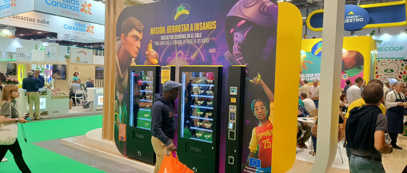 Foto maquina sobre vending de plátano,realizada en Fruit Attraction por DDInteractiva